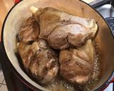 Une image de l'étape 8 de Souris d'agneau confites caramélisées au miel, thym, romarin et badiane.
