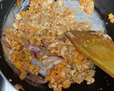 Foto langkah ke 3 dari resep Hakka-Style Stuffed Tofu.