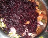 A picture of step 2 of Salad of beetroot, tomato.