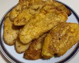 A picture of step 4 of Torrijas from Spain.
