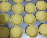 Foto langkah ke 1 dari resep Hongkong Style Egg Tart.