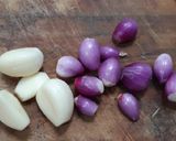 Foto langkah ke 2 dari resep Sayur asem klentang (buah daun kelor).