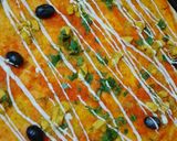 صورة لخطوة 3 من وصفة بيتزا الشاورما بصلصة الطماطم 🍅🍕