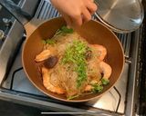 รูปขั้นตอนการทำที่ 10 ของ กุ้งอบวุ้นเส้น