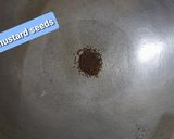 A picture of step 2 of Chatpati bhel.