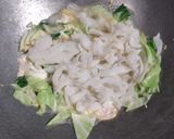 Foto langkah ke 4 dari resep Kwetiau Goreng.