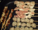 Foto langkah ke 2 dari resep Sate Ayam Bakso Jeng Heppy 🍡🍡🐔🐔.