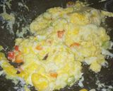 Foto langkah ke 3 dari resep Mie tumis simple (mie instant).