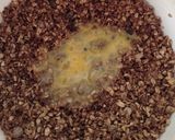 Foto del paso 3 de la receta: Galletitas de granola, chocolate y miel