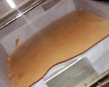 Foto langkah ke 3 dari resep Nutrijell Mango Roll Cake.