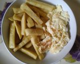 A picture of step 1 of Spicy yam with scrambled egg.