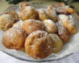 Foto del paso 6 de la receta: Buñuelos de manzana, de banana, de pasas de uva, de chips de chocolote