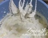 A picture of step 2 of Biscuit Cream Canapes.