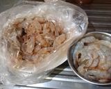 Foto langkah ke 1 dari resep Mie Jamur Enoki Kuah Tomyam (kaldu dari kulit udang).