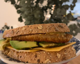 Foto del paso 5 de la receta: Sándwich de pechuga de pollo empanada con salsa de curry y mango