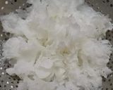 Hình bước làm 3 của món Gỏi khổ qua nấm tuyết