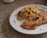 Foto del paso 10 de la receta: Chuletas de cordero rebozadas con pasta y espinacas