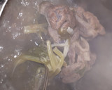 Foto del paso 1 de la receta: Fideos al huevo con pimentón ahumado y salsa de tomate con osobuco desgrasado