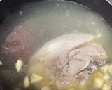 Foto del paso 1 de la receta: Sopa de pollo y champiñones Grez