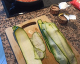 Foto del paso 2 de la receta: Lasaña de calabacín con atún