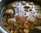 Foto langkah ke 1 dari resep Mie Ayam Jamur Pangsit.