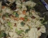 A picture of step 4 of Pasta salad with ripe plantain and shrimps.