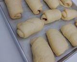 Foto langkah ke 8 dari resep Roti Unyil Isi Pisang Meses.
