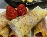 Foto langkah ke 5 dari resep Banana Strawberry Crepes |Rice paper.