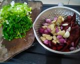 Foto langkah ke 1 dari resep Campur Iga (Soto Merah) Pamekasan.