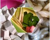 Foto langkah ke 3 dari resep Tom Yam (Seafood).