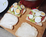 Foto del paso 2 de la receta: Sándwich vegetal con aguacate y huevo duro para 2