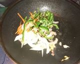 洋蔥青椒炒肉絲(簡單料理)的食譜步驟4照片