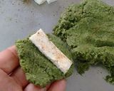 A picture of step 4 of Hare bhare paneer kababs/rolls.
