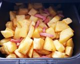 Une image de l'étape 3 de Pommes de terre en cubes au cheddar mozzarella #octobre #airfryer.