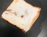 A picture of step 3 of Banana and nutella Sandwich.