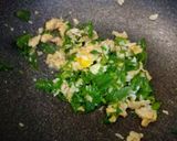 รูปขั้นตอนการทำที่ 3 ของ ผักหวานผัดไข่