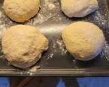 Foto del paso 2 de la receta: Pan casero, relleno de jamón y queso 🙃