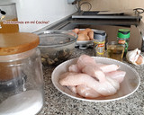 Foto del paso 1 de la receta: Merluza a la Vasca