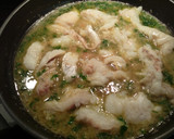 Foto del paso 6 de la receta: Arroz con bacalao al pil pil y almejas