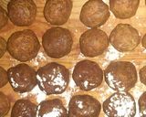 A picture of step 3 of Lean mince /meat balls.