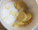 Foto del paso 3 de la receta: Pasta ramen con camarón