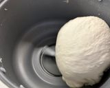 Hình bước làm 2 của món Pita bread - Bánh Mì Pita không cần lò nướng