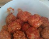 Húsgombóc paradicsomszósszal recept fázis 7 fotója
