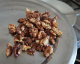 சத்துமாவு வால்நட் ஸ்வீட் (saathu maavu walnut sweet recipe in Tamil) ரெசிபி ஸ்டேப் 2 புகைப்படம்