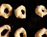 Foto del paso 4 de la receta: Medialunas de manteca