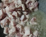 รูปขั้นตอนการทำที่ 2 ของ หมูทอดผัดกะหล่ำดอก