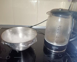 Foto del paso 2 de la receta: Leche y harina de coco rápida y súper económica