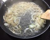 Foto del paso 1 de la receta Tortilla de brócoli y champiñones