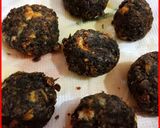 A picture of step 11 of Shaam savera - Paneer stuffed Spinach koftas.