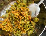 A picture of step 4 of Lasoda (Gunda) Aachar.